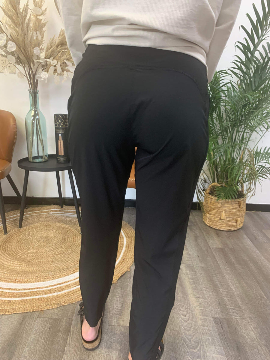 Joggers With Seersucker Side Panel – Two Sisters Boutique