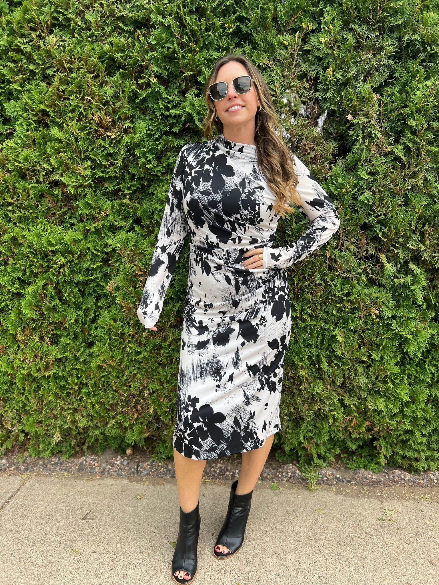 Abstract Print Mock Neck Midi Dress Black/Taupe Combo / Small