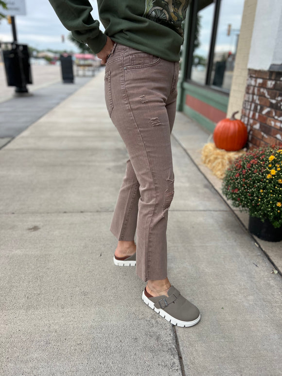 Cropped Straight Leg Mid Rise