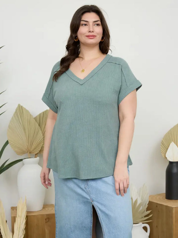 Curvy Tops & Dresses {1X-3X}  Two Sisters Boutique