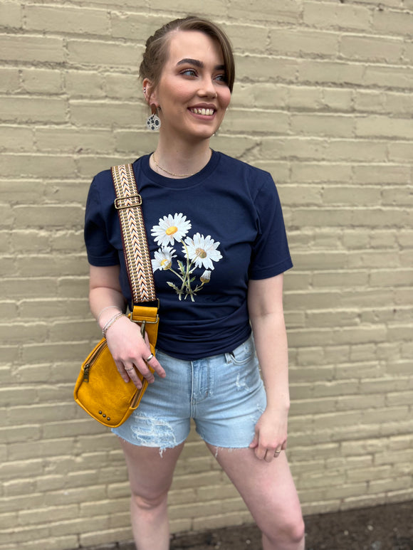 Vintage Spring Daisy Graphic Tee