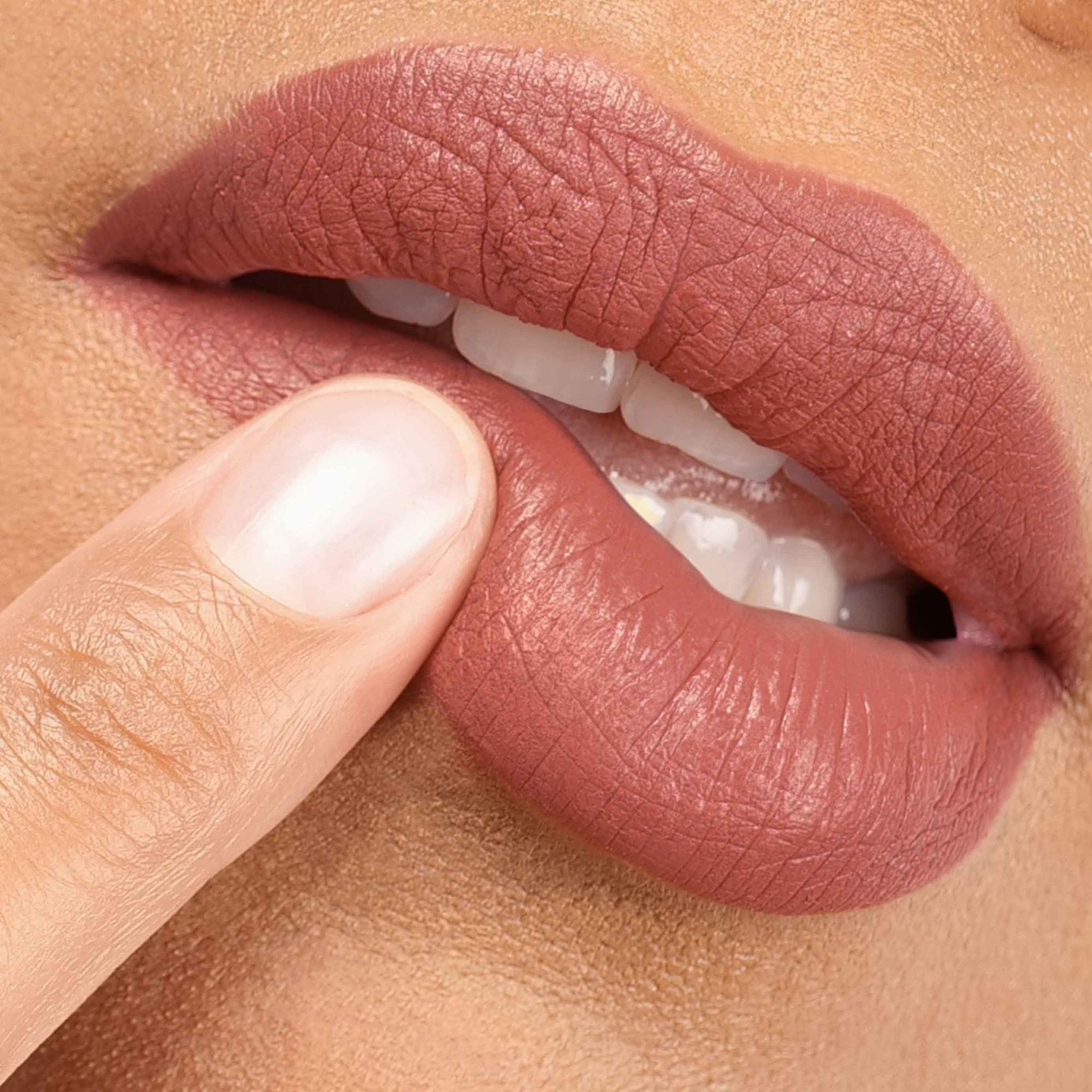 Jane Iredale Beyond Matt Lip Stain – Two Sisters Boutique