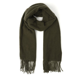 Cozy fringe scarf
